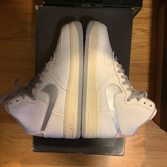 NWT Nike Air Force 1 High AF1 High Womens 9 = Mens 7.5 - Picture 13 of 16